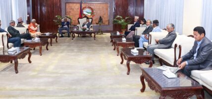 बालुवाटारमा सत्तापक्षीय दलको बैठक जारी