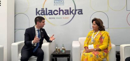 परराष्ट्रमन्त्री र मल्दोभाका उपप्रधानमन्त्रीबीच भेटवार्ता