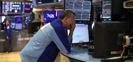 ट्रम्पको घोषणाले संसारभर तनाव, बेलायतको शेयर बजारमा भारी गिरावट