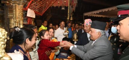 राष्ट्रपतिद्वारा सेतो मच्छेन्द्रनाथको दर्शन