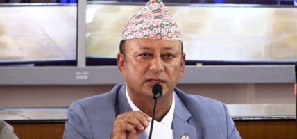 पूर्वमन्त्री दिपक खड्कालाई थुनामै राख्न आदेश