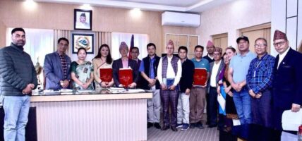 चन्द्रागिरिद्वारा कीर्तिपुर, धुनिबेँसी र दक्षिणकाली नगरपालिकालाई सहयोग
