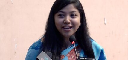 सामाजिक सञ्जालमा भाँडभैलो गरेर उग्र बन्न एमालेले सिकाउँदैन : सुनिता डंगोल