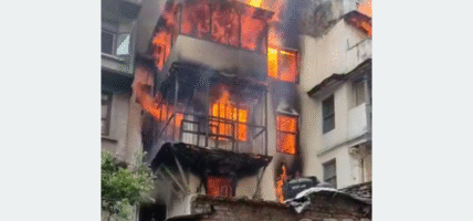 ग्यास चुहिएर मखनटोलमा आगलागी, एक जनाको मृत्यु