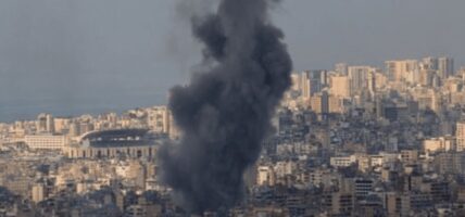 तेस्रो दिन पनि गाजामा हवाई आक्रमण, २० जनाको मृत्यु