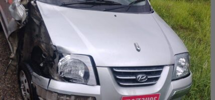 कारले मोटरसाइकललाई ठक्कर दिँदा बुबा-छोरीको मृत्यु
