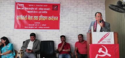 कम्युनिस्टहरू नसुध्रिए ०८४ सालको चुनावमा जनताले बढार्छन् : झलनाथ खनाल