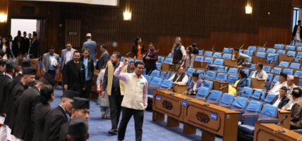 प्रतिनिधिसभा बैठक : राप्रपा र रास्वपाद्वारा बहिस्कार, बजेटबारे सदनमा उठेका प्रश्नको जवाफ दिने कार्यसूची