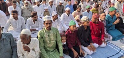 नेपालगञ्जमा धुमधामले मनायो बकर इद
