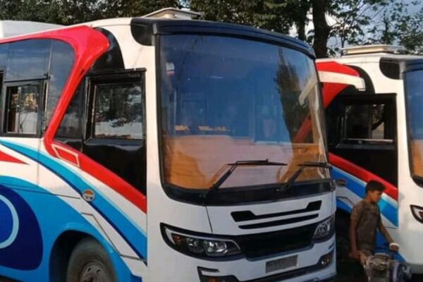 दसैँमा घर फर्किनेको लर्को, उपत्यकाबाट पाँच लाख यात्री बाहिरिए दसैँमा घर फर्किनेको लर्को, उपत्यकाबाट पाँच लाख यात्री बाहिरिए
