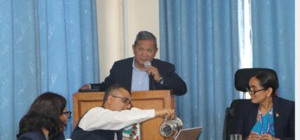 हुलाक सेवालाई विश्वसनीय र दु्रत बनाउन सके राजस्व बढ्छ: मन्त्री गुरुङ
