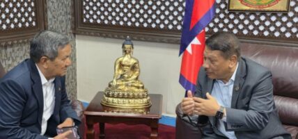 विपद्जन्य सूचना प्रवाहलाई प्रभावकारी बनाउने विषयमा कार्यवाहक प्रधानमन्त्री सिंह र सञ्चारमन्त्रीबीच छलफल