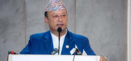 जनचाहनाअनुसार विद्युत् विकासको लक्ष्य प्राप्तिमा लागौँ: मन्त्री खड्का