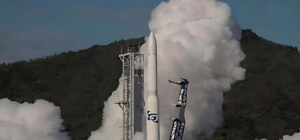 कक्षमा पुग्ने असफल प्रयासमा १४ सेकेन्डको उडानपछि अस्ट्रेलियामा निर्मित पहिलो रकेट दुर्घटनाग्रस्त