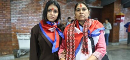 विपिनको रिहाइका लागि इजरायल जान विमानस्थल पुगे आमा र बहिनी