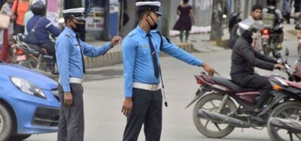 ट्राफिक प्रहरीको ‘लापसे’ परीक्षण : २० चालक पक्राउ
