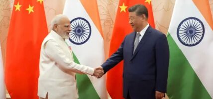 चीन–भारत सम्बन्ध पुन:स्थापनाको प्रयासमा राष्ट्रपति सी जिनपिङ र प्रधानमन्त्री मोदीबीच भेट