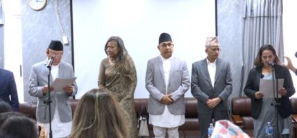 महान्यायाधिवक्ता भण्डारीद्वारा सपथ ग्रहण