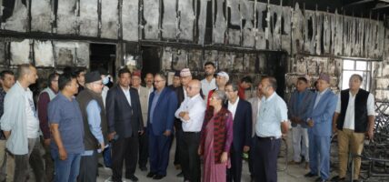 एमाले नेताहरूद्वारा कांग्रेस पार्टी कार्यालय अवलोकन