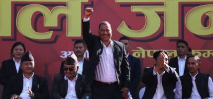 तत्काल प्रत्यक्ष निर्वाचित कार्यकारीको विपक्षमा उभिए विप्लव