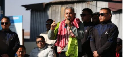 सुकुम्बासी बस्तीमा पुगे प्रसाईं, बालेनविरुद्ध लड्ने घोषणा