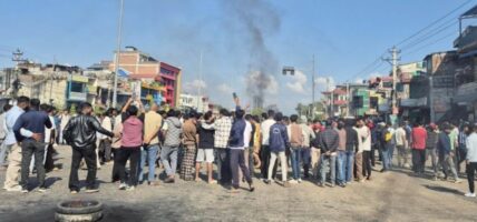 सिमरा अपडेट : ४ सेल अश्रु ग्यास प्रहार, २ राउन्ड हवाई फायर