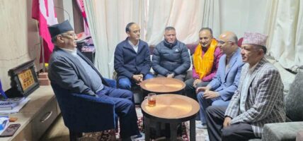 एमाले दोलखाका पूर्वसचिव भरत दुलाल नेकपा प्रवेश