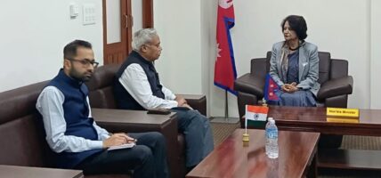 स्वास्थ्यमन्त्रीसँग भारतीय राजदूतको भेटवार्ता