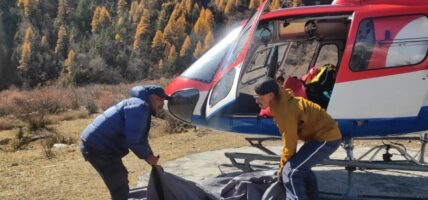 पाङबारी हिमाल चढ्न गएका दुई आरोहीको शव फेला