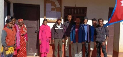 बैतडीको पाटन नगरपालिकामा स्थानीयले गरे वडा कार्यलयमा तालाबन्दी