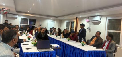 भारतीय ‘टुर अपरेटर’ टोली पोखरामा