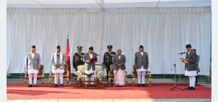 नवनियुक्त मन्त्री शर्माद्वारा पद तथा गोपनीयताको शपथ