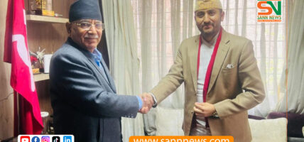 प्रचण्ड भेट्न हात्तीबन पुगे सञ्चारमन्त्री