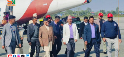 उम्मेदवारी दर्ताका लागि झापा पुगे ओली