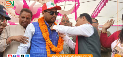रास्वपा नवलपरासी सभापति महेन्द्र सिंह ठकुरी कांग्रेस प्रवेश