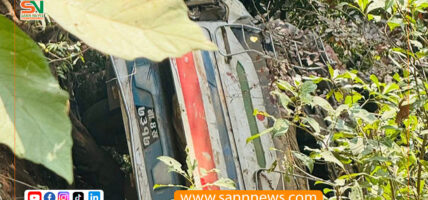 बेस क्याम्प खडा गर्न सेना बोकेर हिँडेको बस दुर्घटना