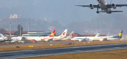 मध्यपूर्व हवाई क्षेत्र बन्द, हजारौँ उडान रद्द