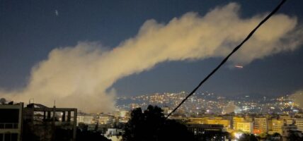 मध्यपूर्व तनाव चुलिँदा अमेरिकी नागरिकलाई तत्काल देश छोड्न आग्रह