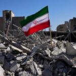 नाकाबन्दीले इरान थिचिँदै