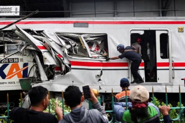 इन्डोनेसियामा रेल दुर्घटना, १४ जनाको मृत्यु ८४घाइते