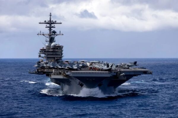 पश्चिम एसियामा आइपुग्यो तेस्रो अमेरिकी विमानवाहक युद्धपोत