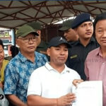 धरानका सुकुमबासीलाई कावा मेयर बेघाको ढाडस-म नेतृत्वमा भइन्जेल डोजर चल्न दिन्नँ