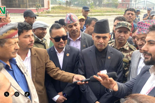 सञ्चारमन्त्रीले गरे सुरक्षण मुद्रण केन्द्रको निरीक्षण, भने- अब राजस्व तिरेको २४ घण्टाभित्रै लाइसेन्स छापिन्छ