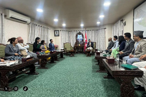 संसदीय समितिका सभापति र सभामुखबीच भेट