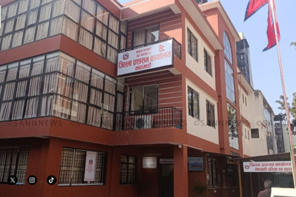 काठमाडौं प्रशासनले भन्योः बस्ती खाली नभए भत्काइन्छ, सम्पत्तिको जिम्मा आफैं लिनू