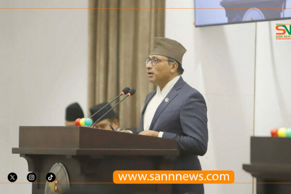 सरकारले ल्याएको नीति तथा कार्यक्रममाथि उठेका प्रश्नको जवाफ अर्थमन्त्री वाग्लेले दिने । सरकारले ल्याएको नीति तथा कार्यक्रममाथि उठेका प्रश्नको जवाफ अर्थमन्त्री वाग्लेले दिने ।