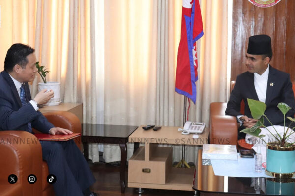 सञ्चारमन्त्री डा तिमिल्सिनासँग जापानी राजदूतको शिष्टाचार भेट