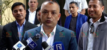 प्रधानमन्त्रीले आफ्ना मान्छेलाई प्रधानन्यायाधीश बनाउन अनेक जालझेल गर्दैछन् : गगनकुमार थापा