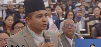 एमालेको प्रधानमन्त्रीलाई प्रश्न: लोकतन्त्र छाडेर बालेनतन्त्रको विकास गर्न खोज्नुभएको हो ?