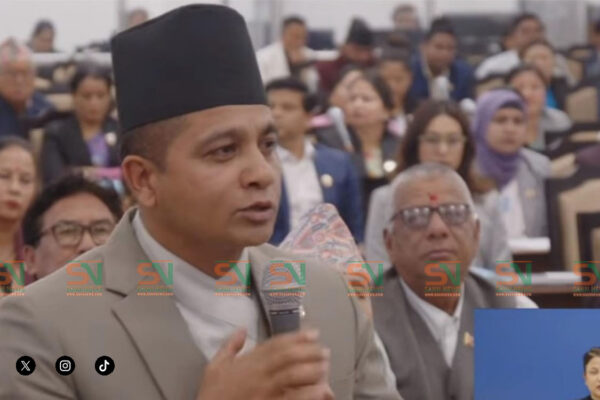 एमालेको प्रधानमन्त्रीलाई प्रश्न: लोकतन्त्र छाडेर बालेनतन्त्रको विकास गर्न खोज्नुभएको हो ?